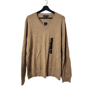 NWT Banana Republic Sweater Mens Size XL Beige V Neck Long Sleeve Merino Wool